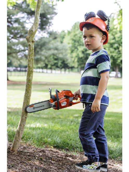 Husqvarna 550XP játék motorfűrész készlet