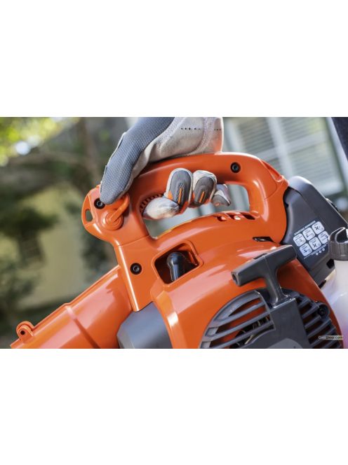 Husqvarna 125B lombfúvó