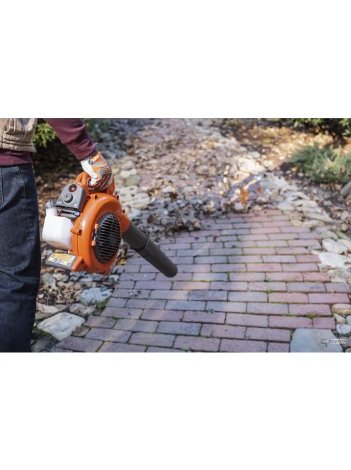 Husqvarna 125B lombfúvó