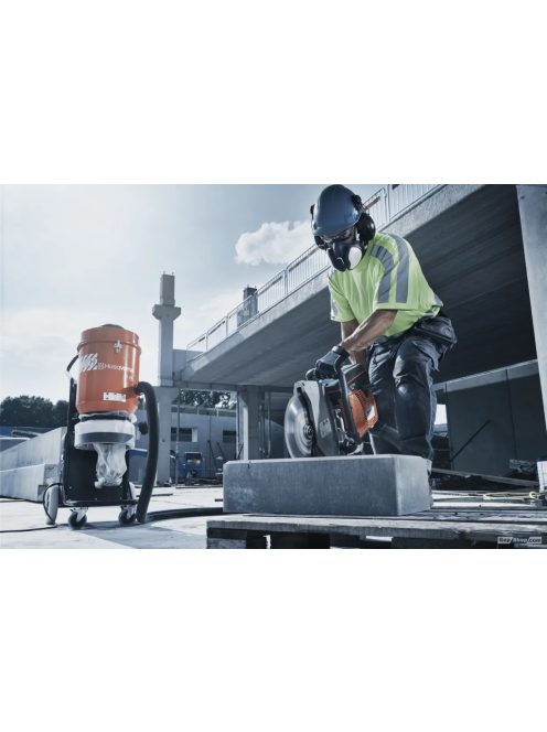 Husqvarna K770 VAC benzinmotoros kézi daraboló 12" 300mm