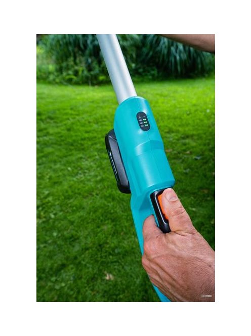 GARDENA TCS 20/18V P4A Teleszkópos ágvágó  akkumulátor nélkül 14770-55