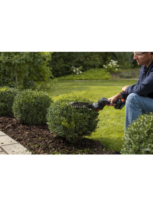 Aspire™ S20-P4A bokornyíró töltővel és akkumulátorral