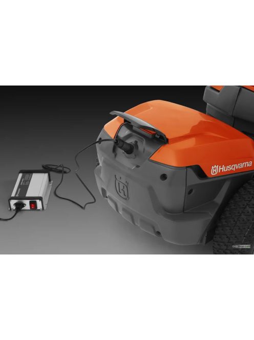 Husqvarna R112iC akkumulátoros rider