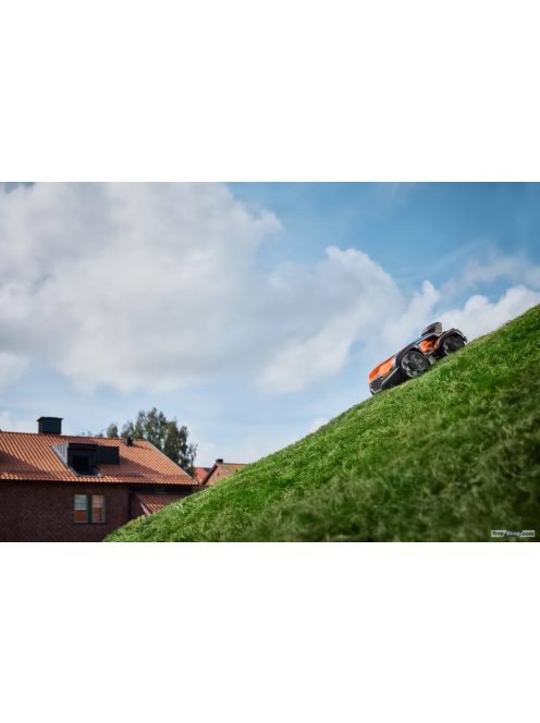 Husqvarna Automower® 535 AWD EPOS™ robotfűnyíró
