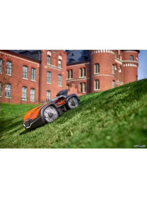 Husqvarna Automower® 535 AWD EPOS™ robotfűnyíró