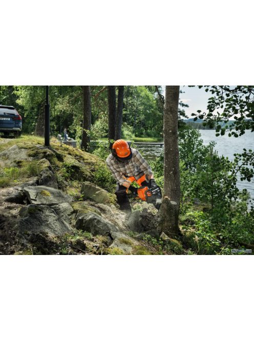 Husqvarna 242i akkumulátoros láncfűrész - KIT